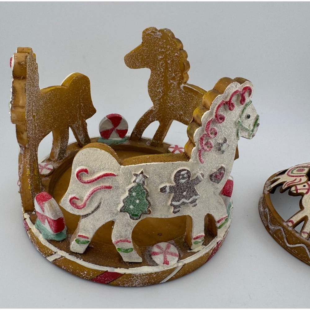 Yankee Candle‎ Gingerbread Carousel Large Jar Holder with Illuma Lid
